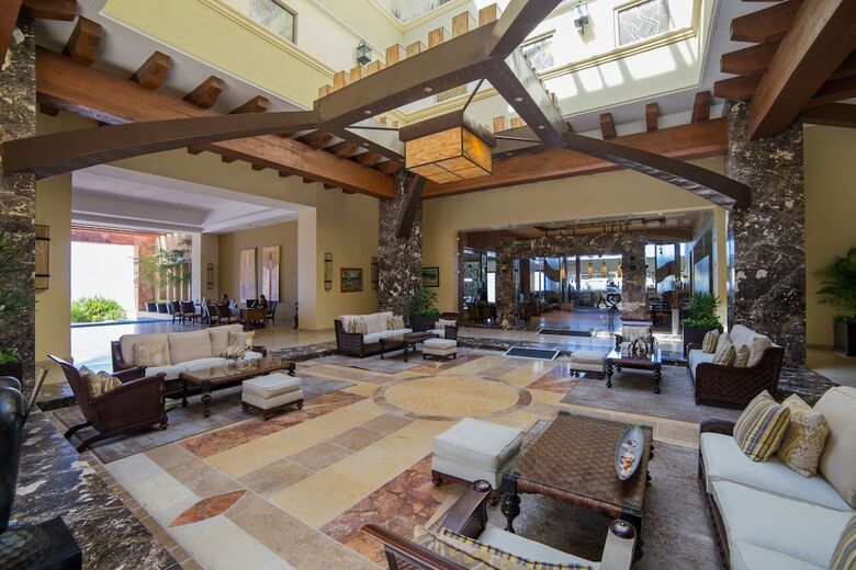 Hotel Garza Blanca Residences