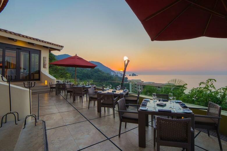 Hotel Garza Blanca Residences