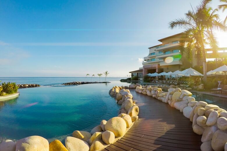 Hotel Garza Blanca Residences