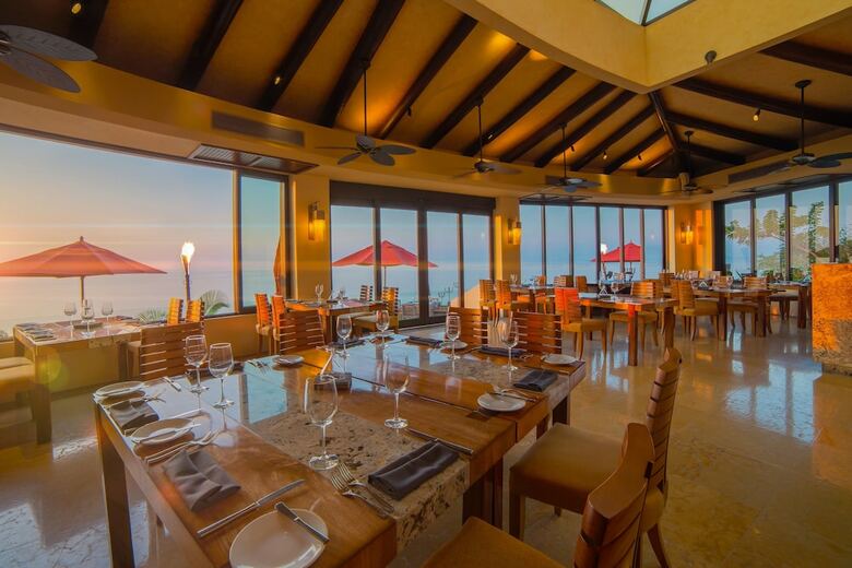Hotel Garza Blanca Residences