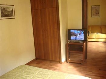 Residencia Le Petit Apartments
