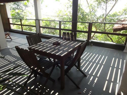 Hostal Altos De Santa Teresa Guest House