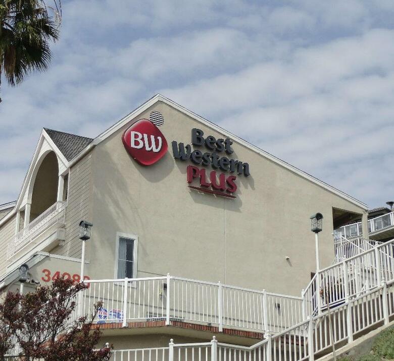 Best Western Plus Marina Shores Hotel - Dana Point