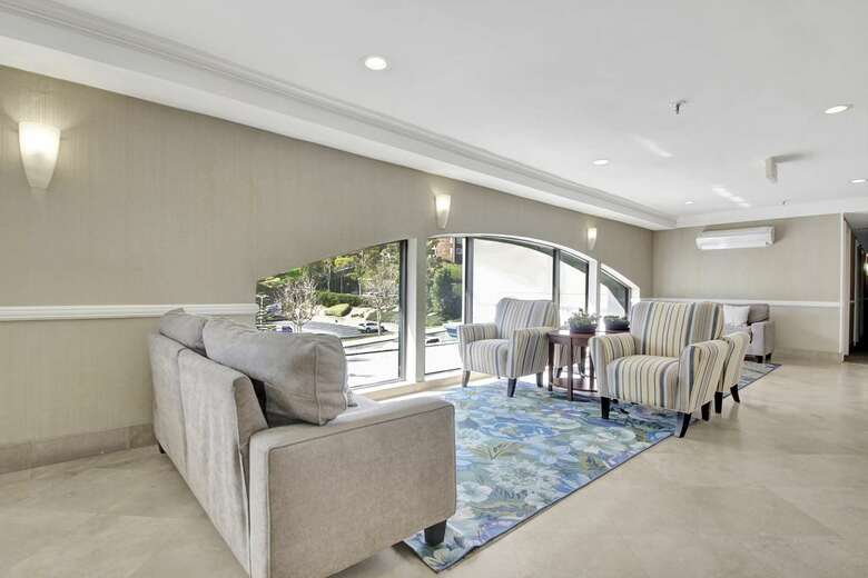 Best Western Plus Marina Shores Hotel - Dana Point