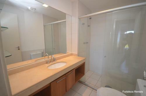 Beach Apartment Living 2208