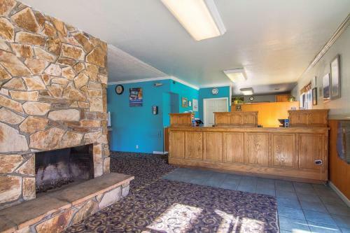 Motel 6 Fort Bragg