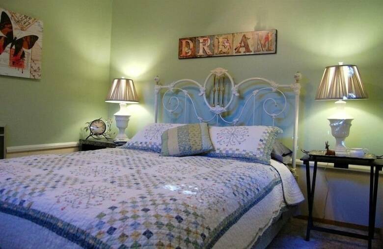 Country Inn Bed And Breakfast