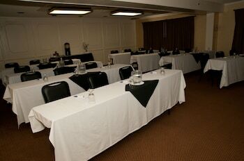 Hotel Park Inn By Radisson Fresno