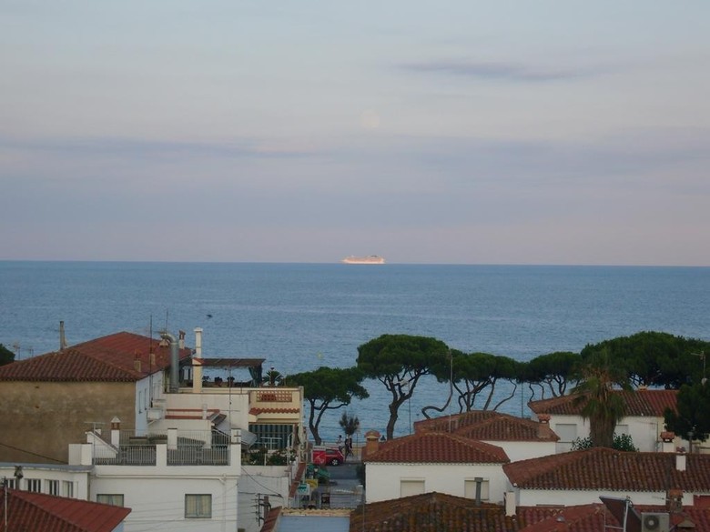 Los Pinares Seaview Apartments