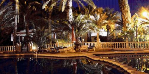 Hotel Apartamentos Oasis De Las Palmeras