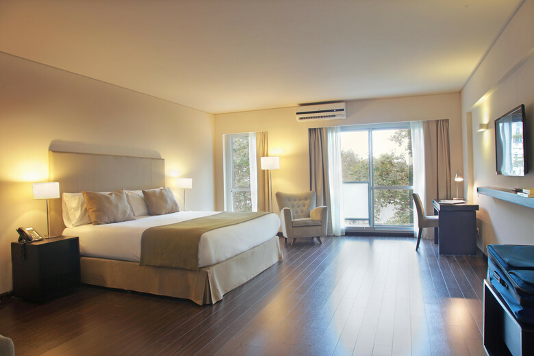 Hotel Dazzler Palermo