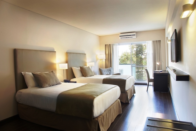 Hotel Dazzler Palermo