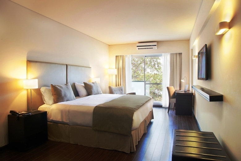 Hotel Dazzler Palermo
