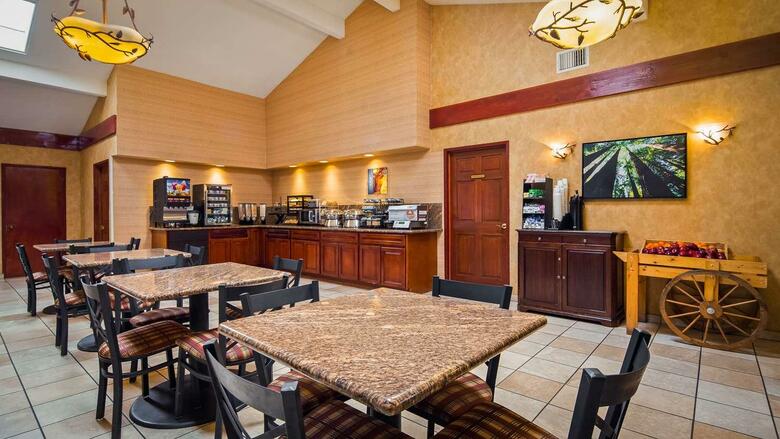 Hotel Best Western Plus Forest Park Inn