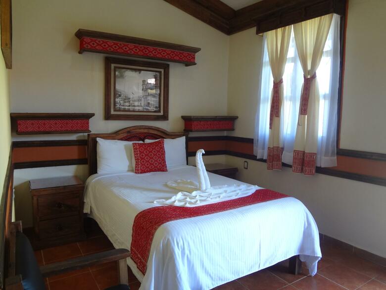 Nuestras Ra�ces Hotel - Museo - Restaurante
