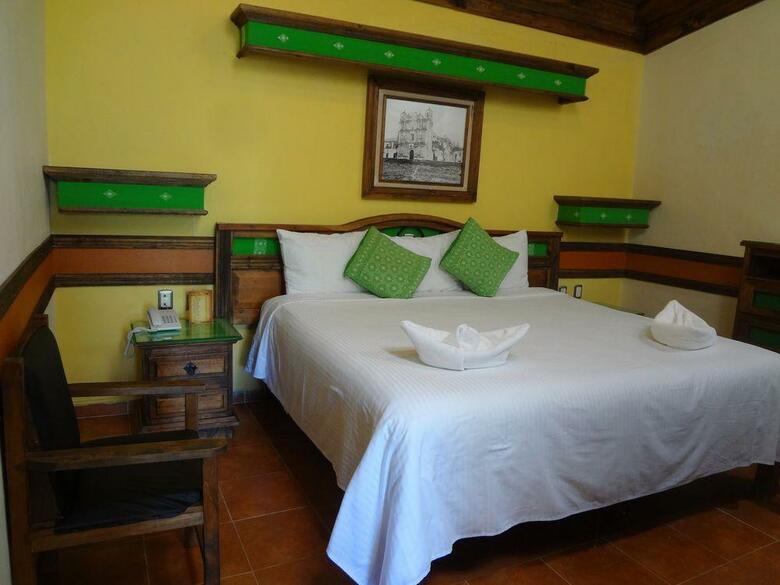 Nuestras Ra�ces Hotel - Museo - Restaurante