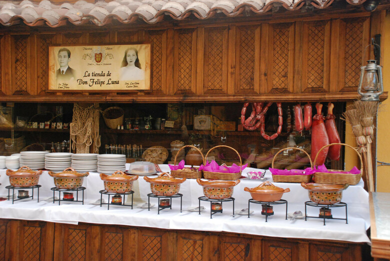Nuestras Ra�ces Hotel - Museo - Restaurante