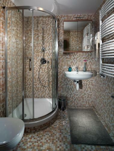 Hostal Pension Luky