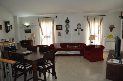 Apartamentos La Casa Pintada