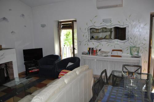 Apartamentos La Casa Pintada
