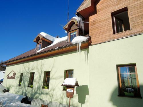 Hostal Penzion 103