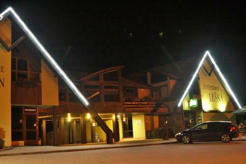 Posada Restaurace A Penzion Le?n�