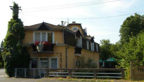 Hostal Penzion U Antonickova Pramene