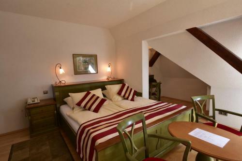 Hostal Sant Georg Garni