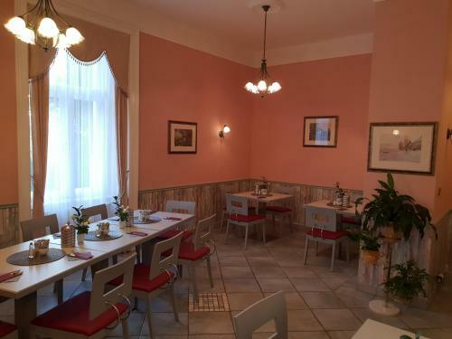 Hostal Sant Georg Garni
