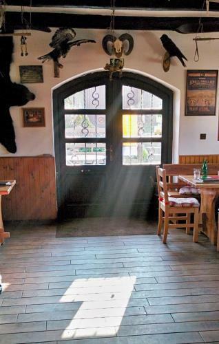 Hostal Hostinec U Pejska A Kocicky