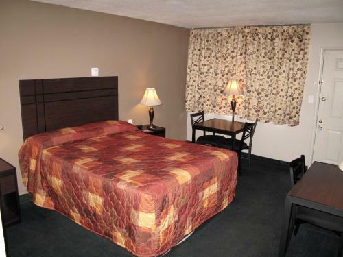 Budget Host Inn Saga Motel