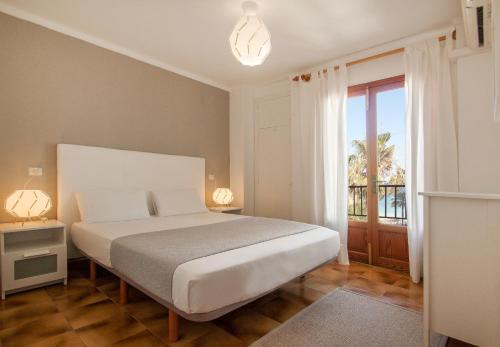 Apartamentos Alamos