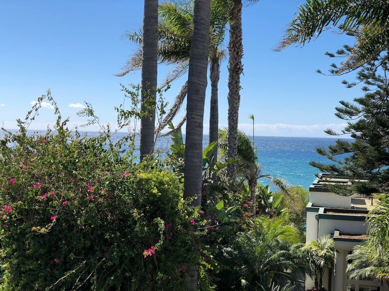 Hotel Seaside Laguna Inn & Suites