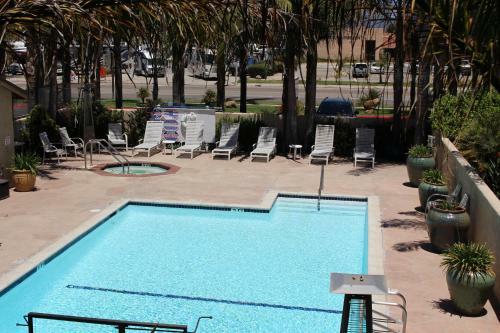 Hotel O'cairns Inn And Suites