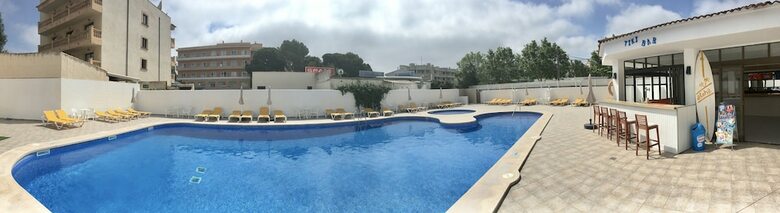 Apartaments La Perla Negra