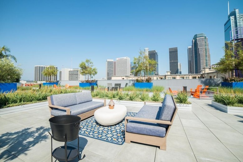 Wilshire Residence Apartment