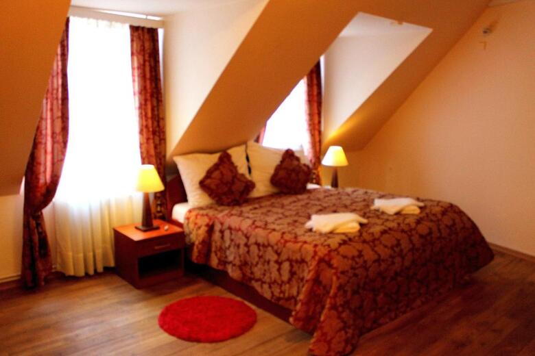 Hostal Enjoy Inn