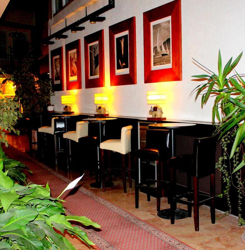 Hostal Enjoy Inn