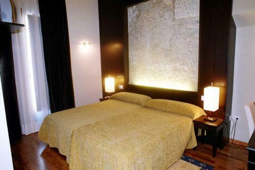 Hostal Posada Arco De San Miguel