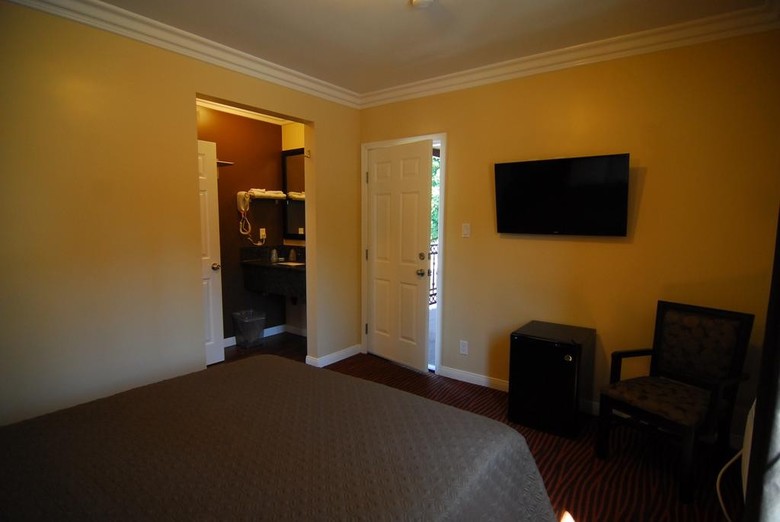 Motel Studio City Inn