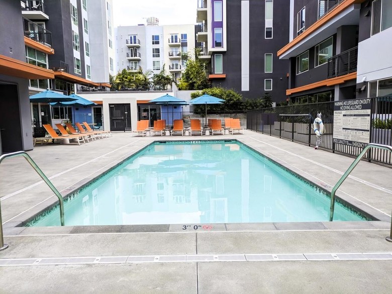 Wilshire Center Apartment