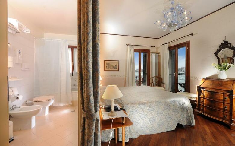 Hotel La Calcina Suites