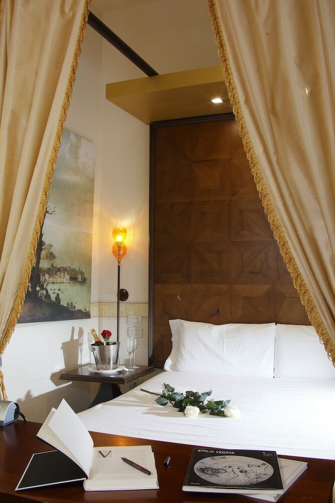Hotel Dei Dragomanni