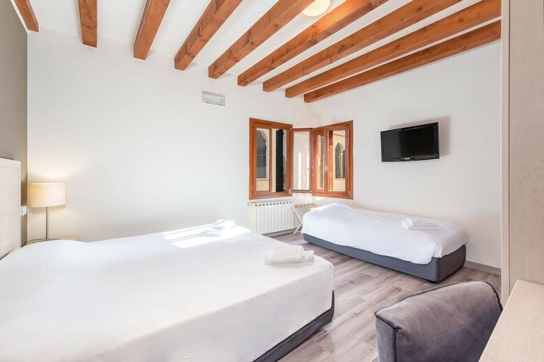 Bed & Breakfast Casanova Ai Tolentini