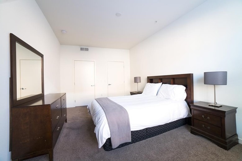 Downtown Wilshire Apartment