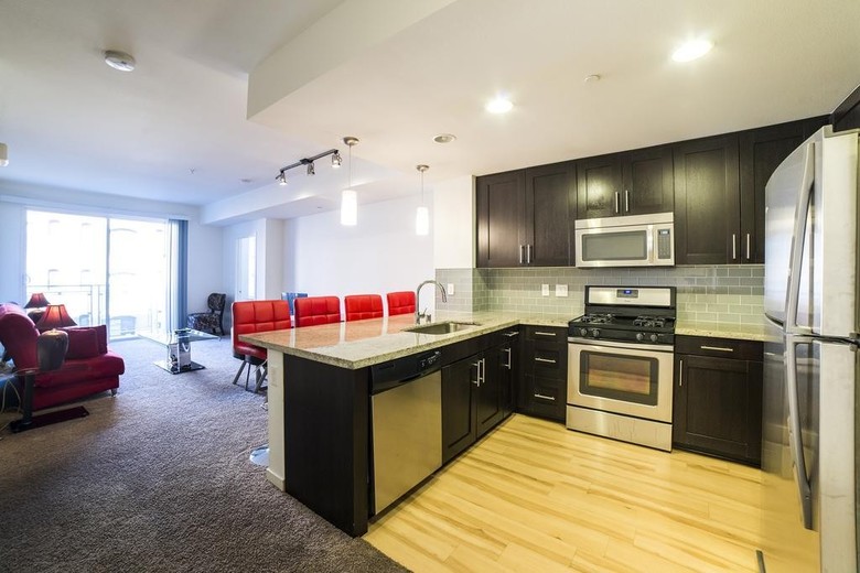Downtown Wilshire Apartment