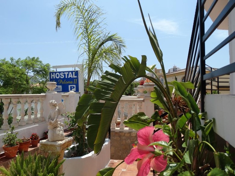 Hostal Residencial La Paloma II