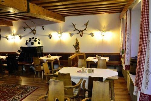 Hostal Alpenhotel Beslhof