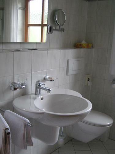 Hotel-gasthof Nutzkaser