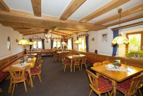 Hostal Gasthof Baltram